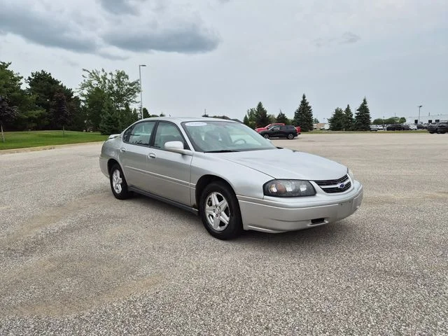 Used 2005 Silver Chevrolet Base image 4