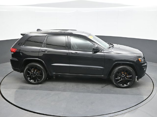 Used 2020 Black Jeep Altitude image 16