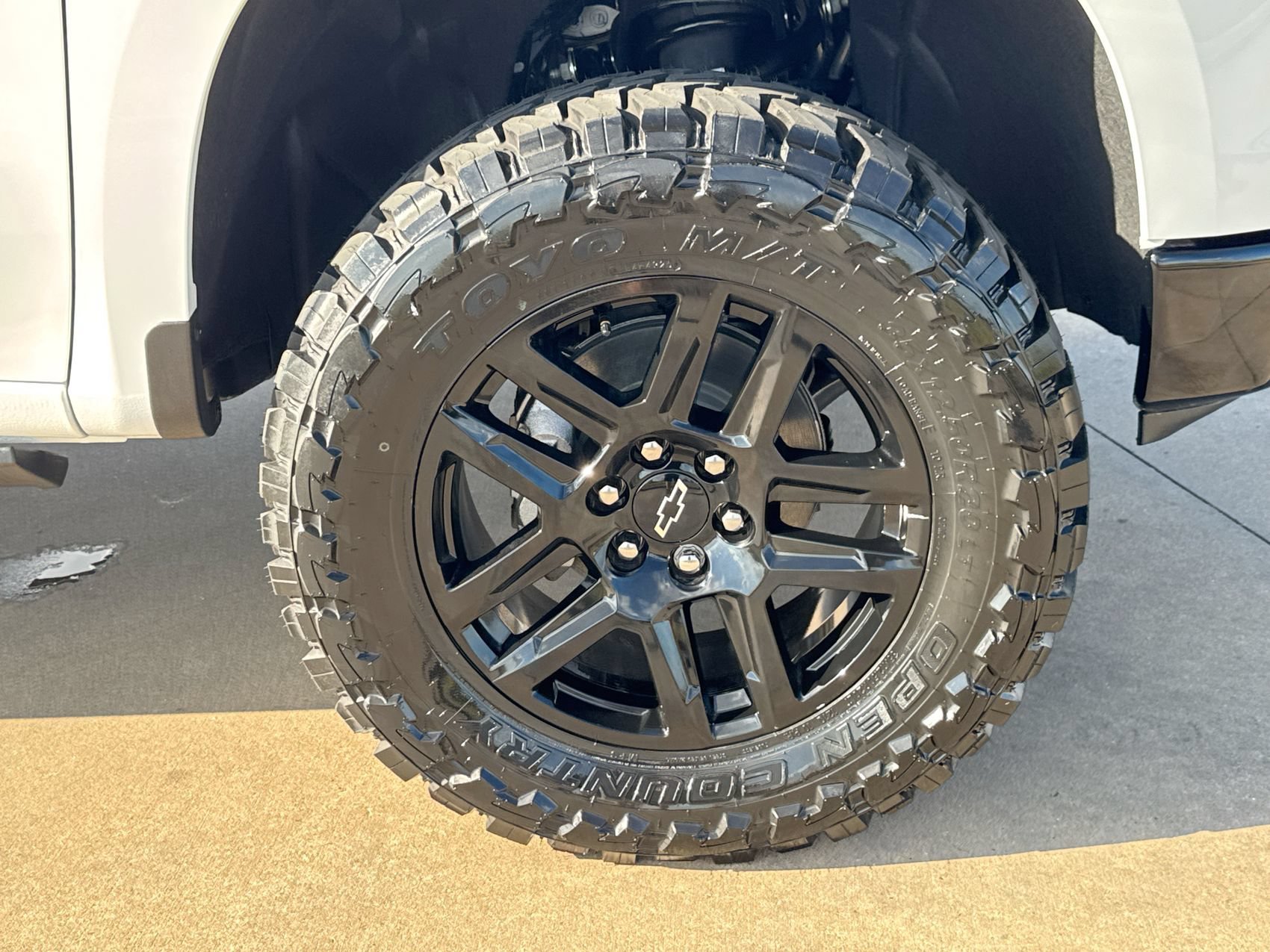 New 2026 Summit White Chevrolet LT Trail Boss image 10