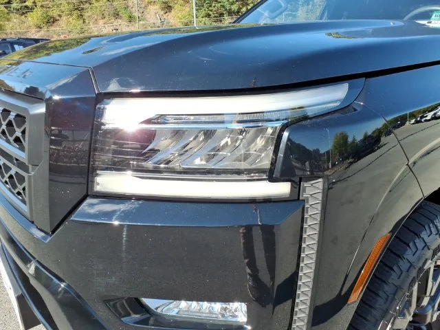 Used 2023 Black Nissan SV image 4