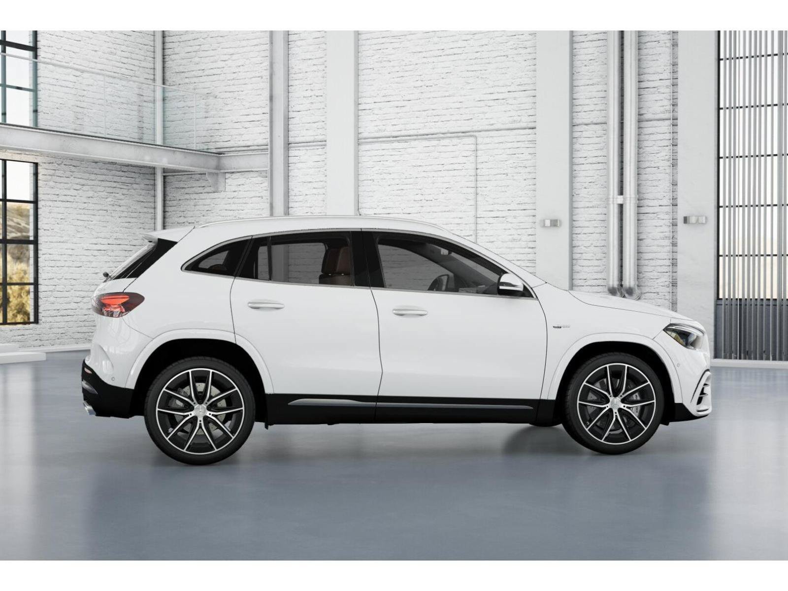 2026 Mercedes-Benz GLA AMG GLA 35 - Photo 17