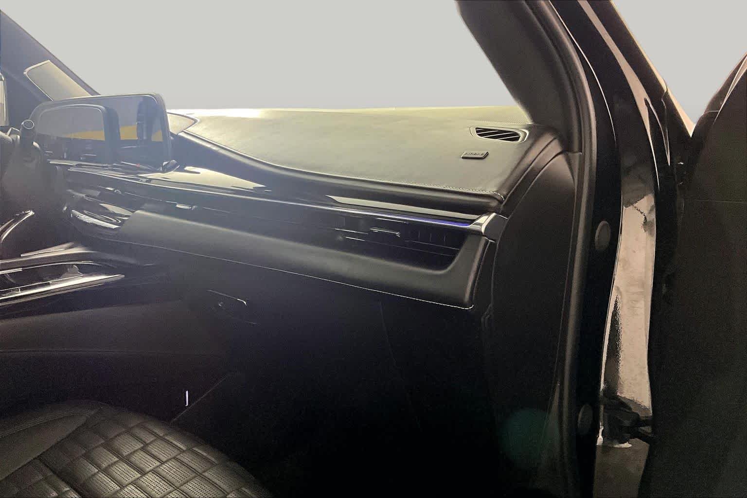 Used 2024 Black Diamond Tricoat Cadillac AWD V-Series image 17