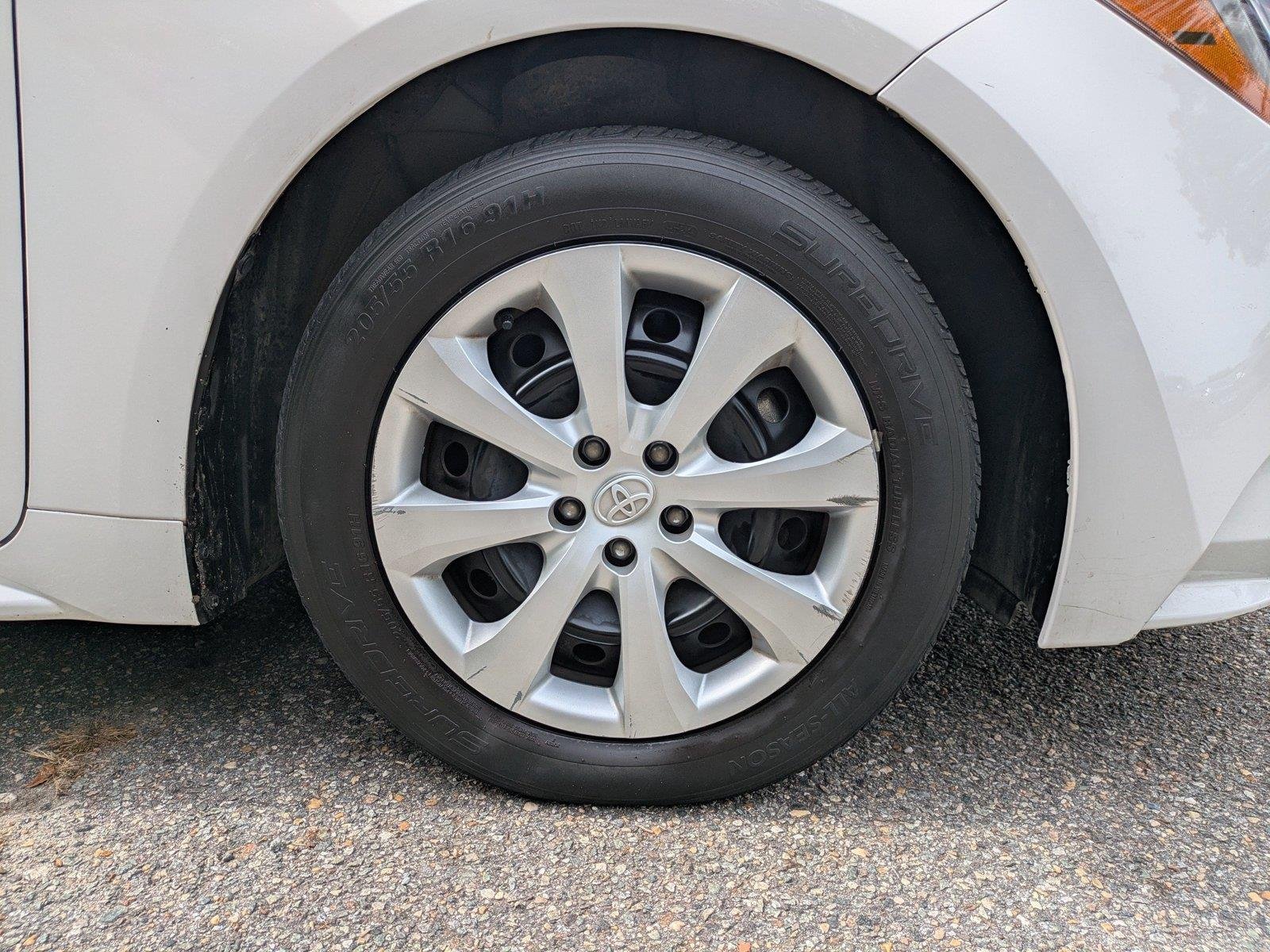 Used 2024  Toyota LE image 11