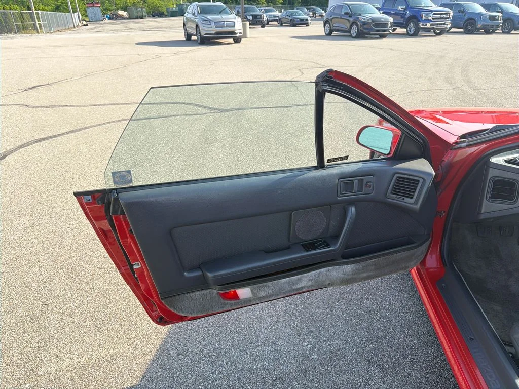 Used 1988 Red Mazda Base image 13