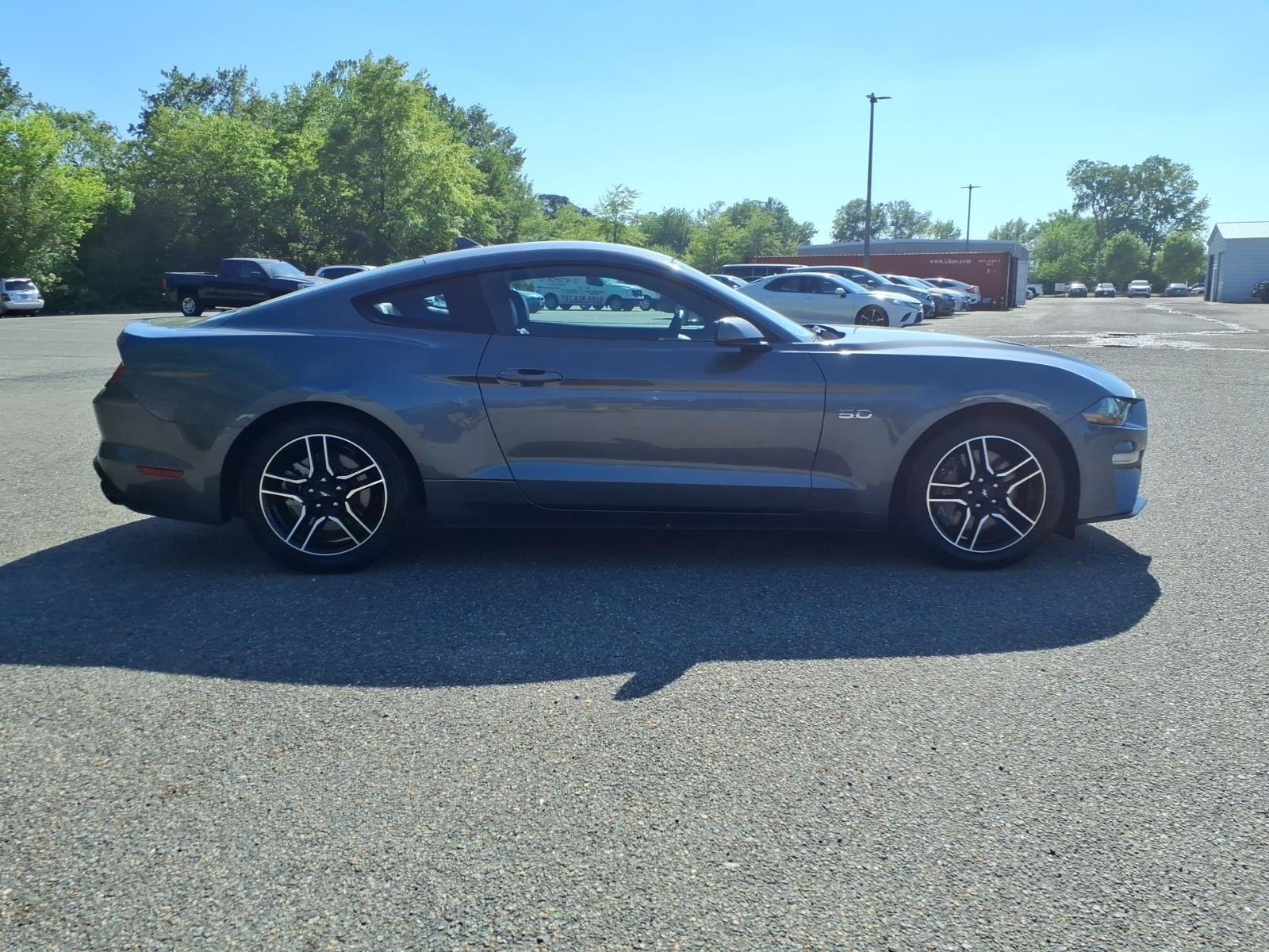 Used 2022 Carbonized Gray Metallic Ford GT Premium image 5