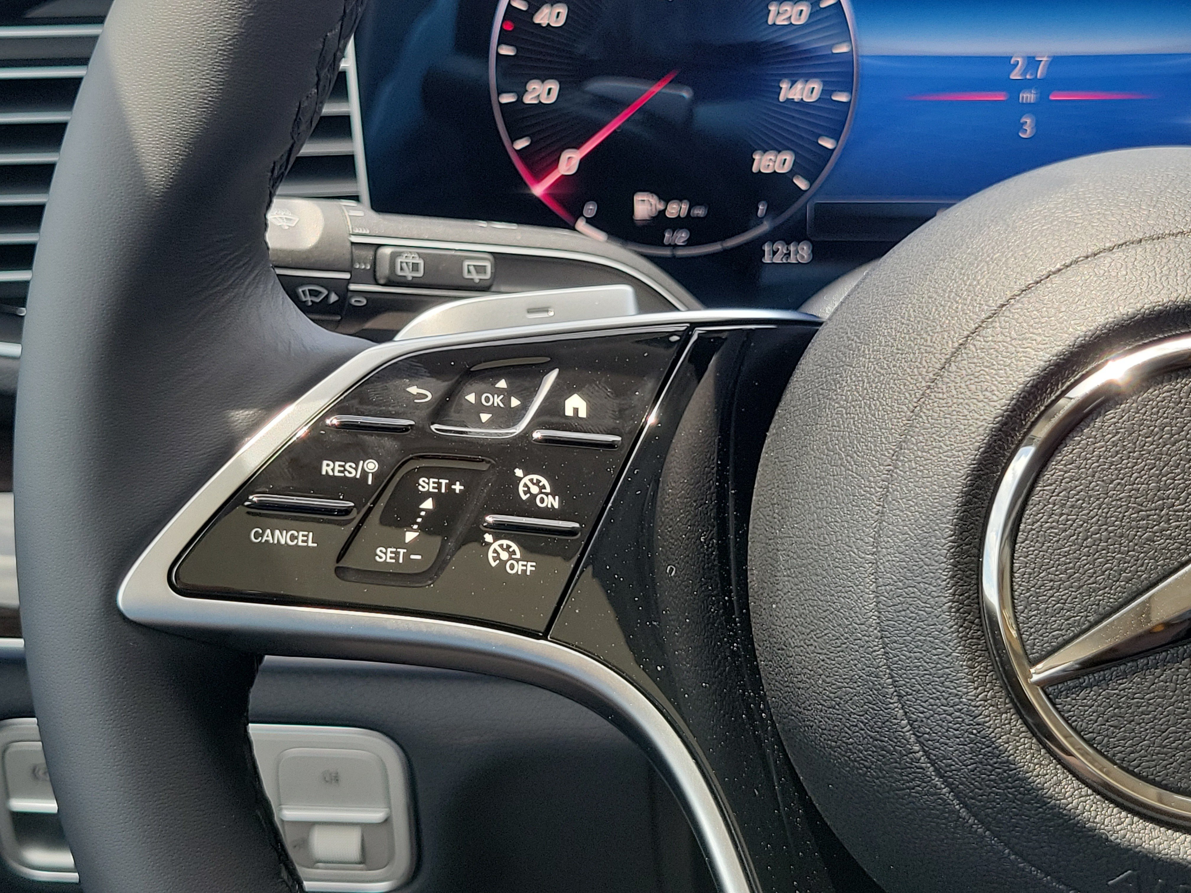 New 2026 Black Mercedes-Benz GLE 450 image 60