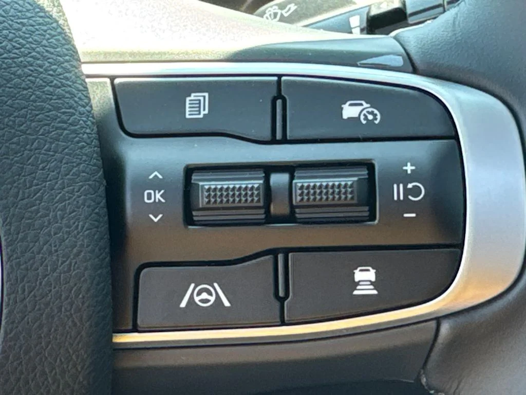 New 2026 Aurora Black Pearl Kia EX image 26