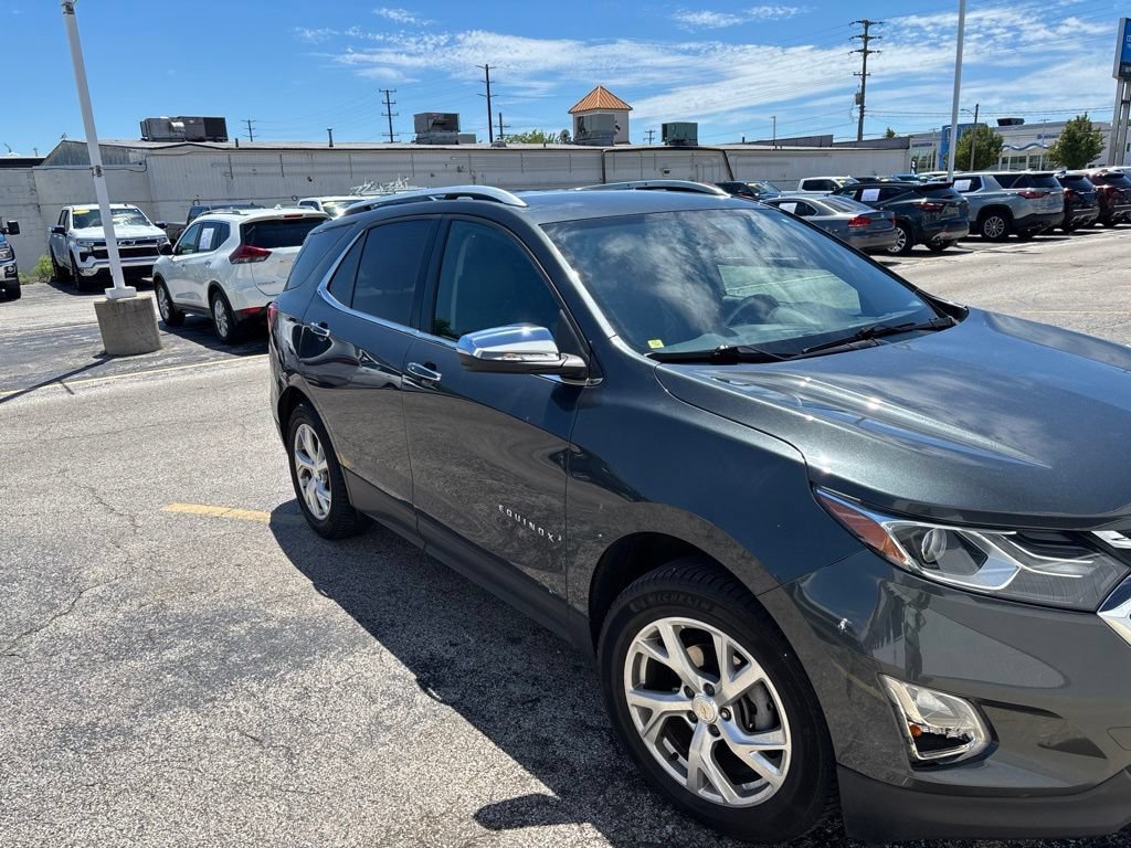 Used 2020 NIGHTFALL GRAY METALLIC Chevrolet Premier image 10