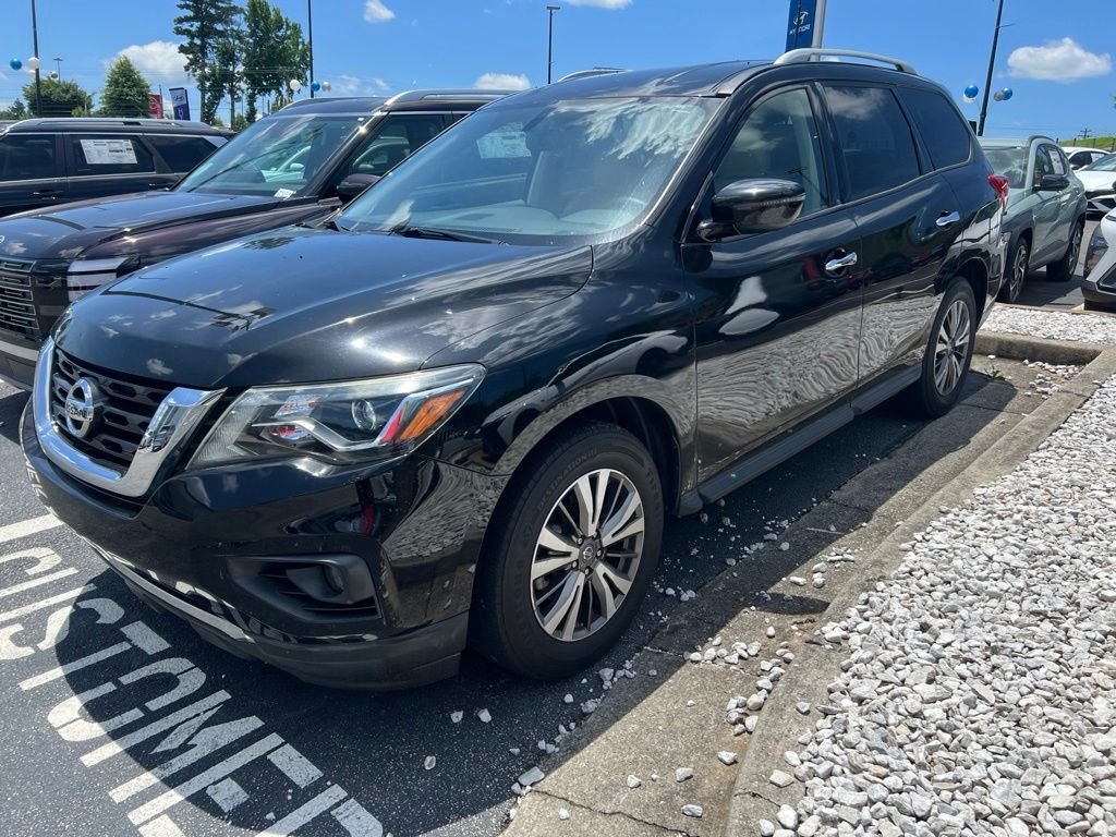 Used 2019 Nissan Pathfinder SV with VIN 5N1DR2MN6KC589545 for sale in Newnan, GA