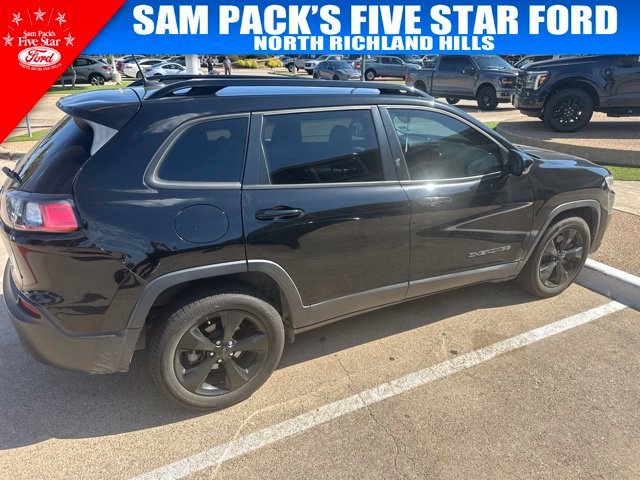 Used 2021 Black Jeep Latitude Plus image 4