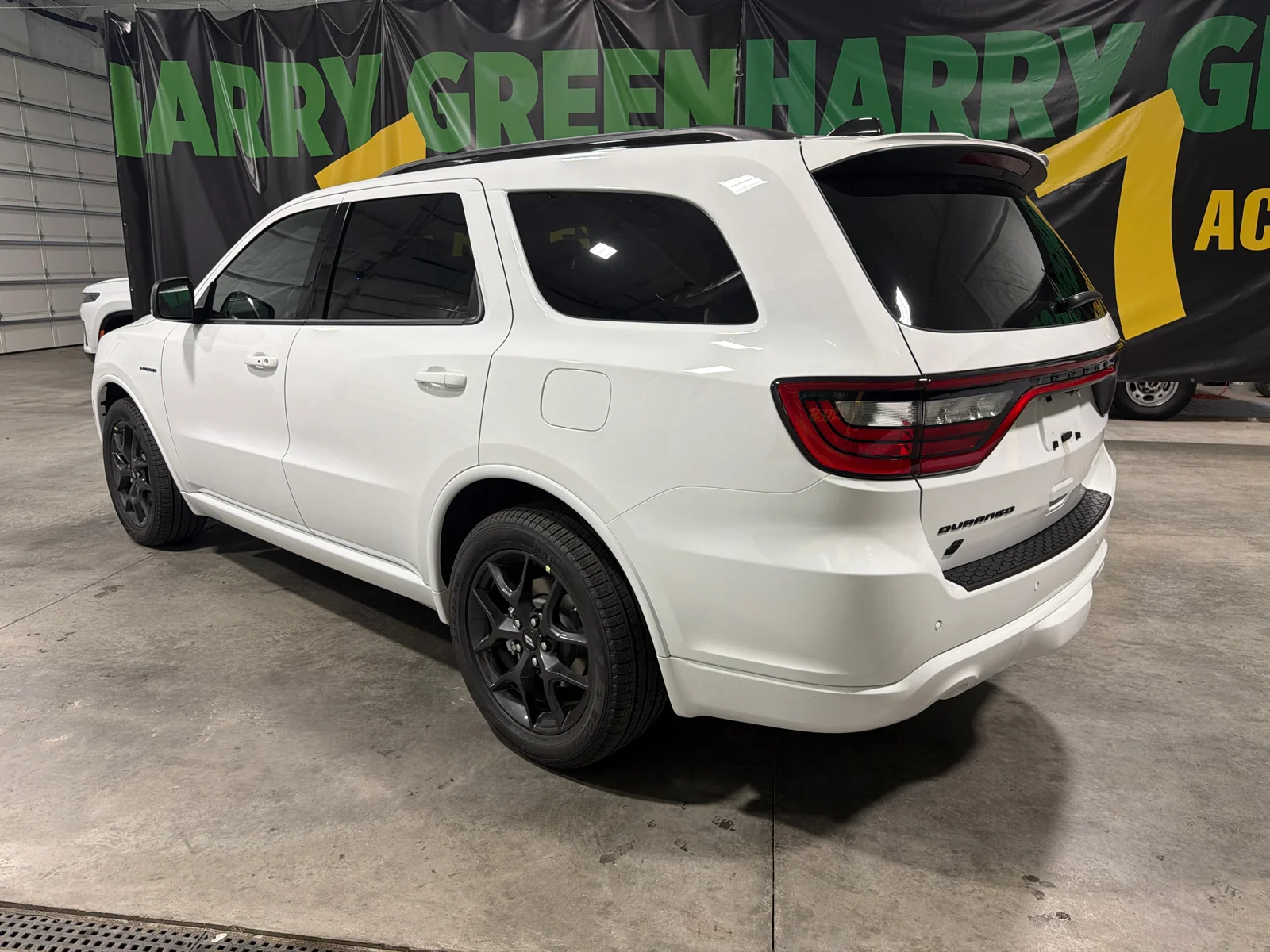 New 2027 White Knuckle Clear-Coat Exterior Paint Dodge GT Premium HEMI image 5
