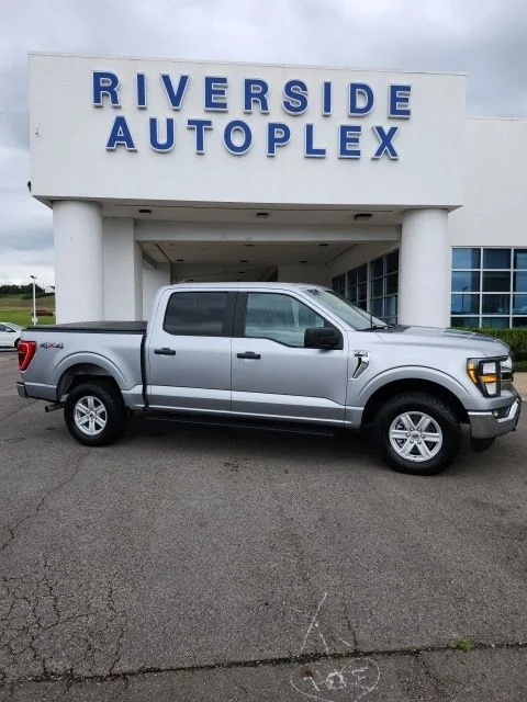 Used 2023 Silver Metallic Ford XLT image 1