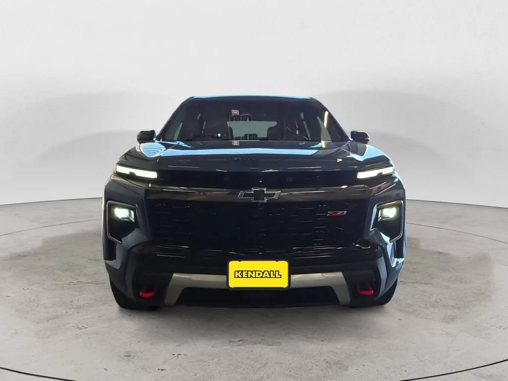 Used 2024 Lakeshore Blue Metallic Chevrolet Z71 image 2