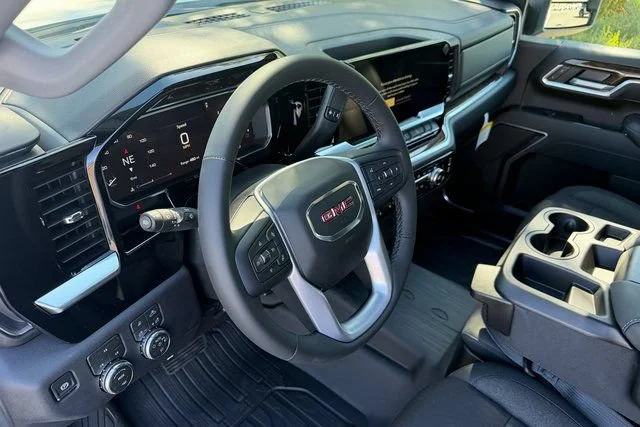 New 2026 Summit White GMC SLE image 16
