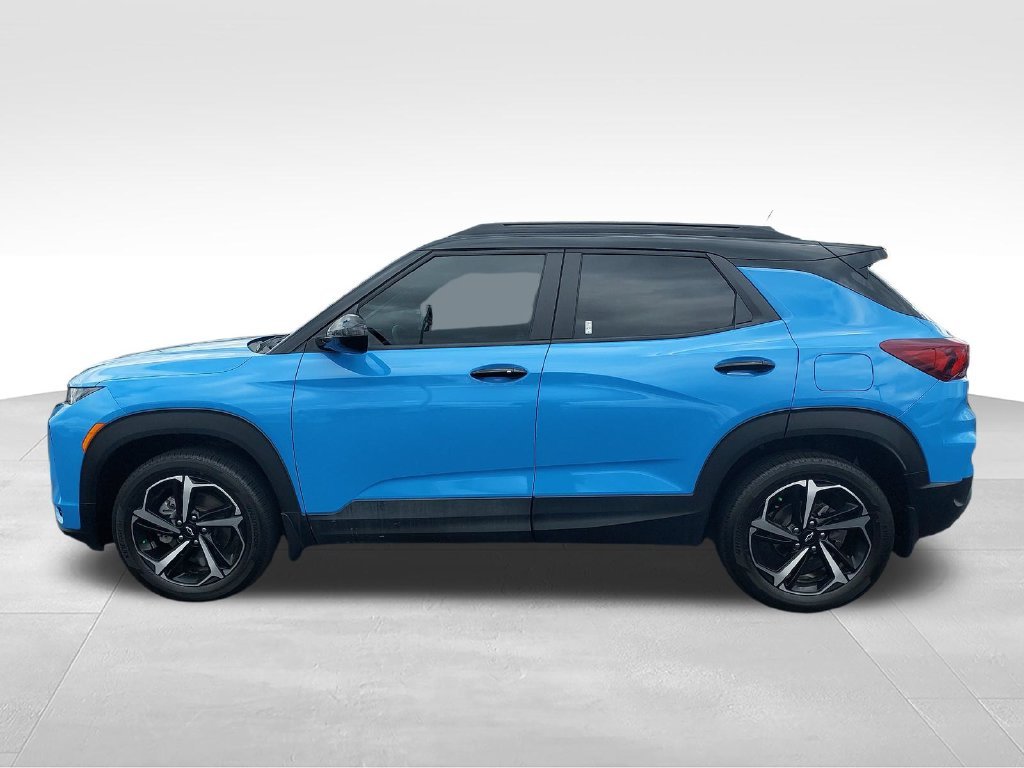 Used 2023 Blue Chevrolet RS image 2