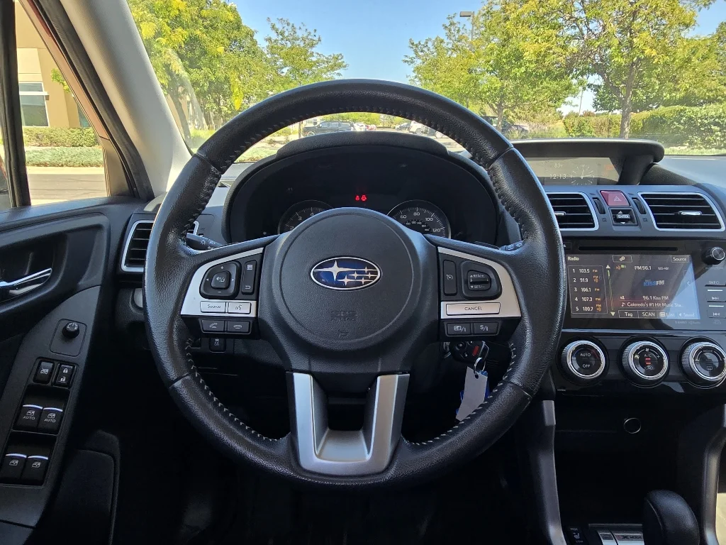 Used 2018 Venetian Red Pearl Subaru Premium image 27