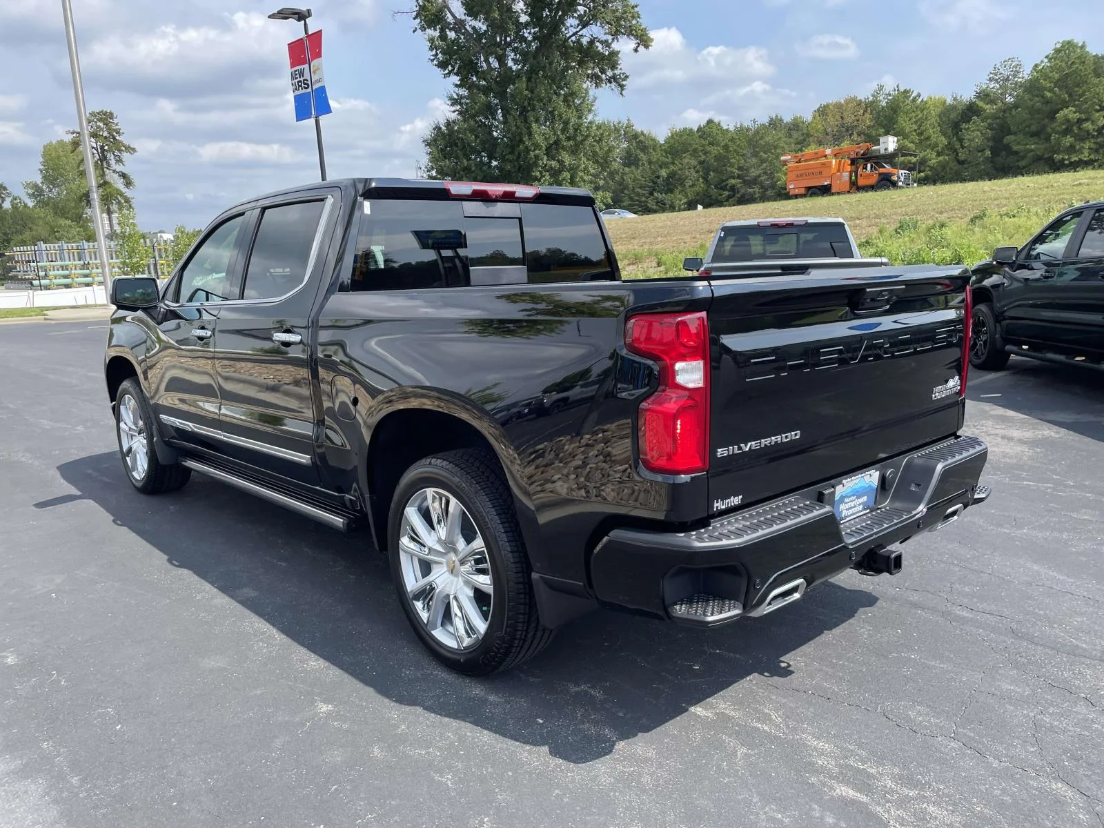 New 2026 Black Chevrolet High Country image 4