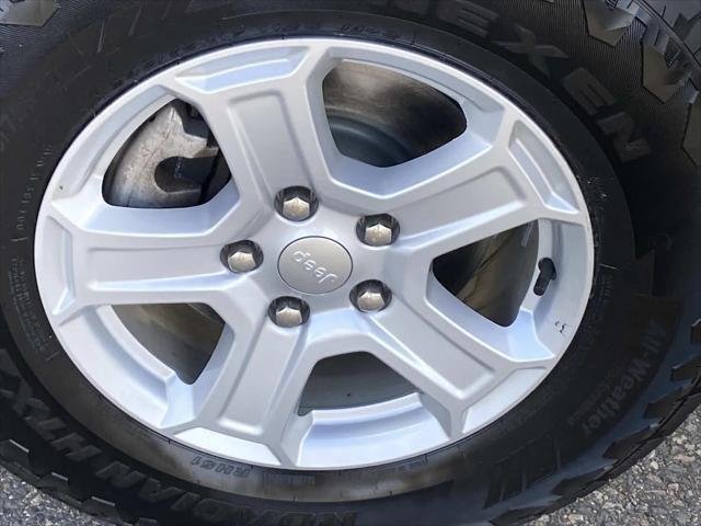 Certified Used 2022 Sting-Gray Clearcoat Jeep Sport S image 25