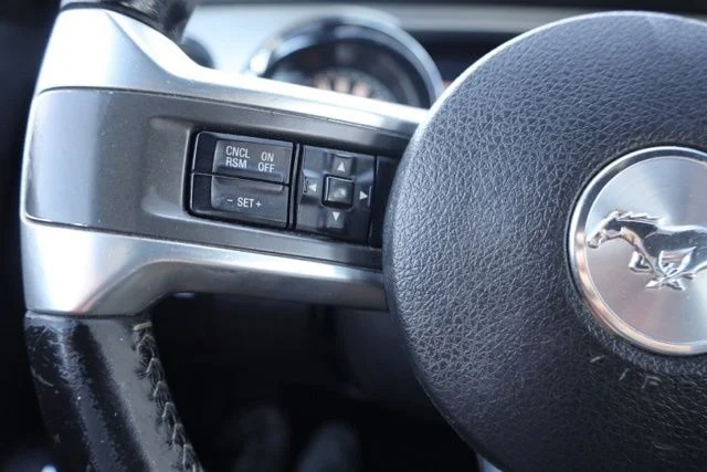 Used 2014 Silver Ford V6 Premium image 25