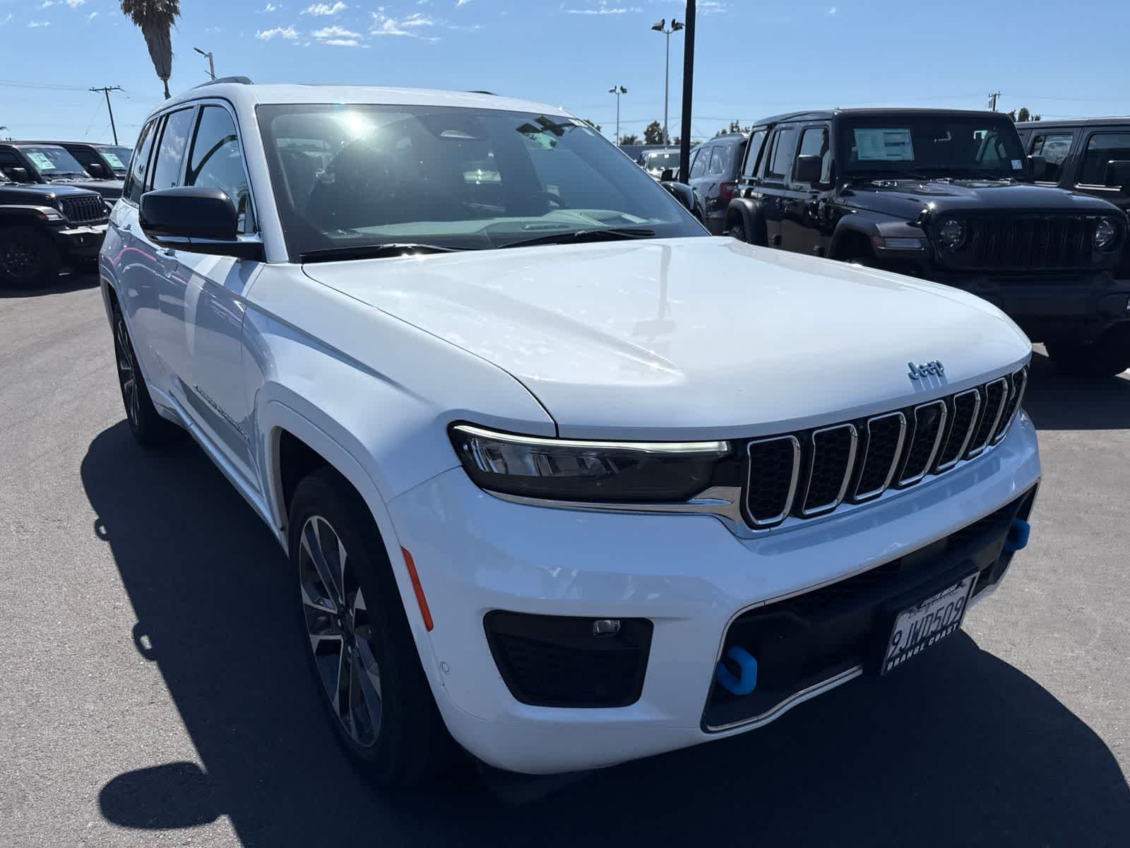 Used 2023 Bright White Clearcoat Jeep Overland image 10