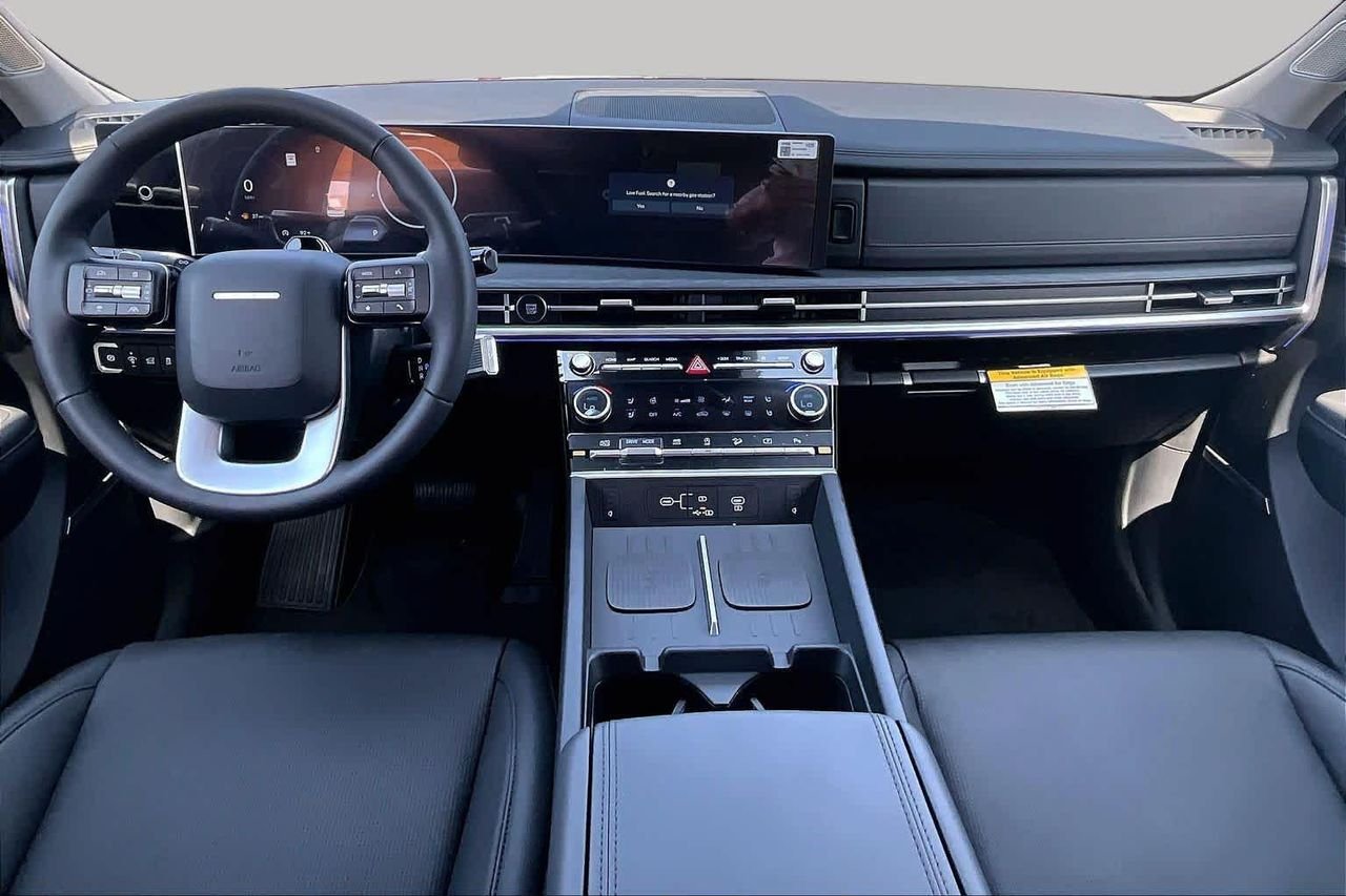New 2026 Phantom Black Hyundai Limited 6P image 5