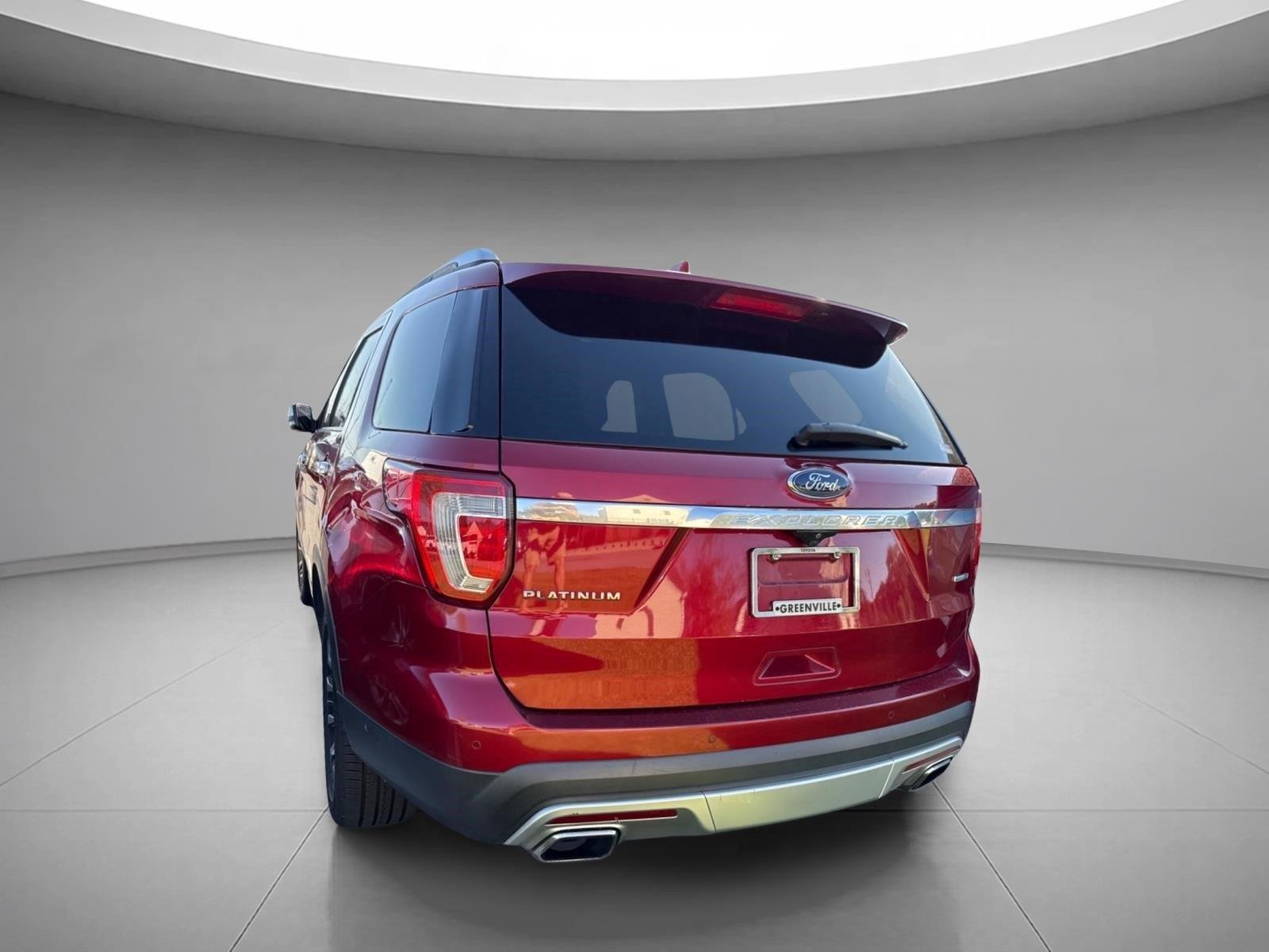 Used 2017 Ruby Red Metallic Tinted Clearcoat Ford Platinum image 11