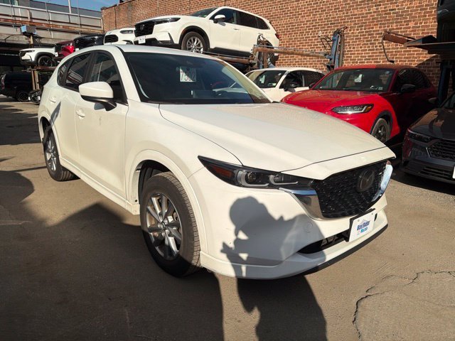 Certified Used 2024 White Mazda 2.5 S Select Package image 3