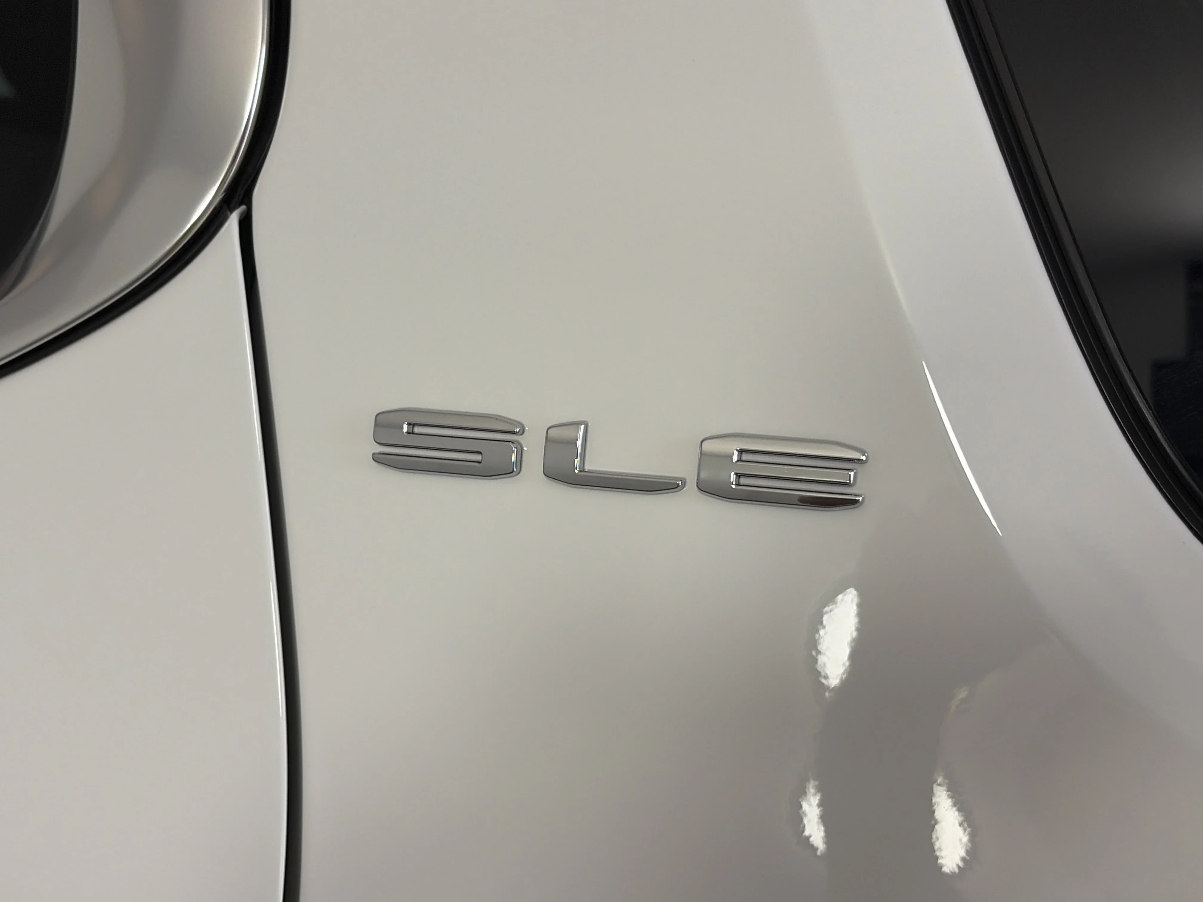 2023 GMC Acadia SLE - Photo 18