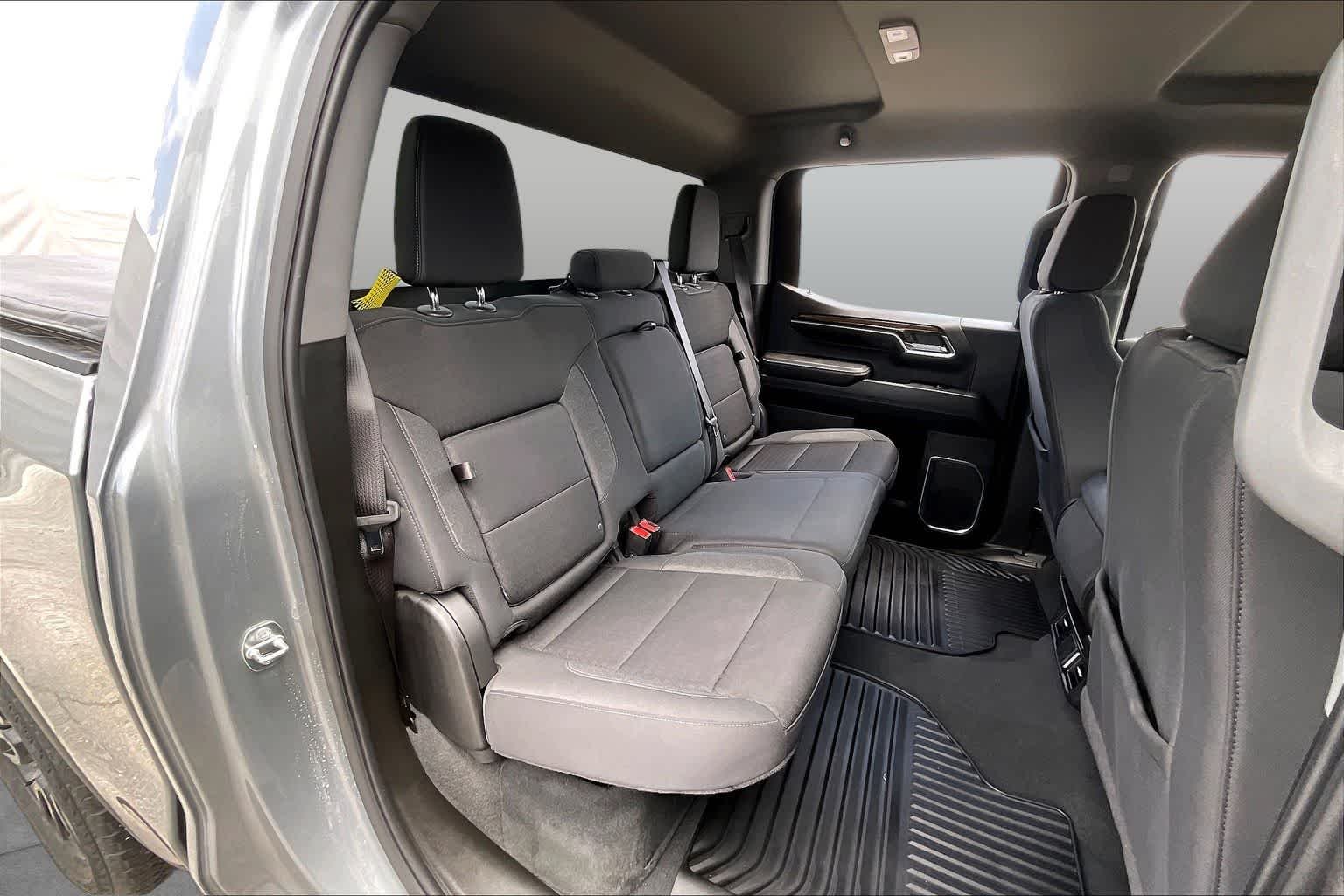 Used 2024 Sterling Metallic GMC Elevation image 18
