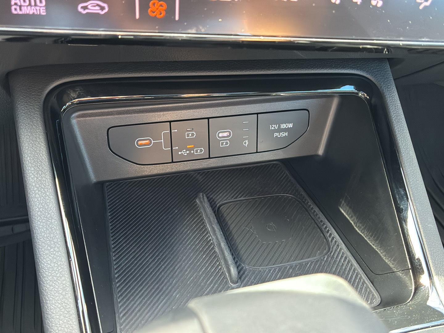 Used 2025 Snow White Pearl Kia GT-Line image 23