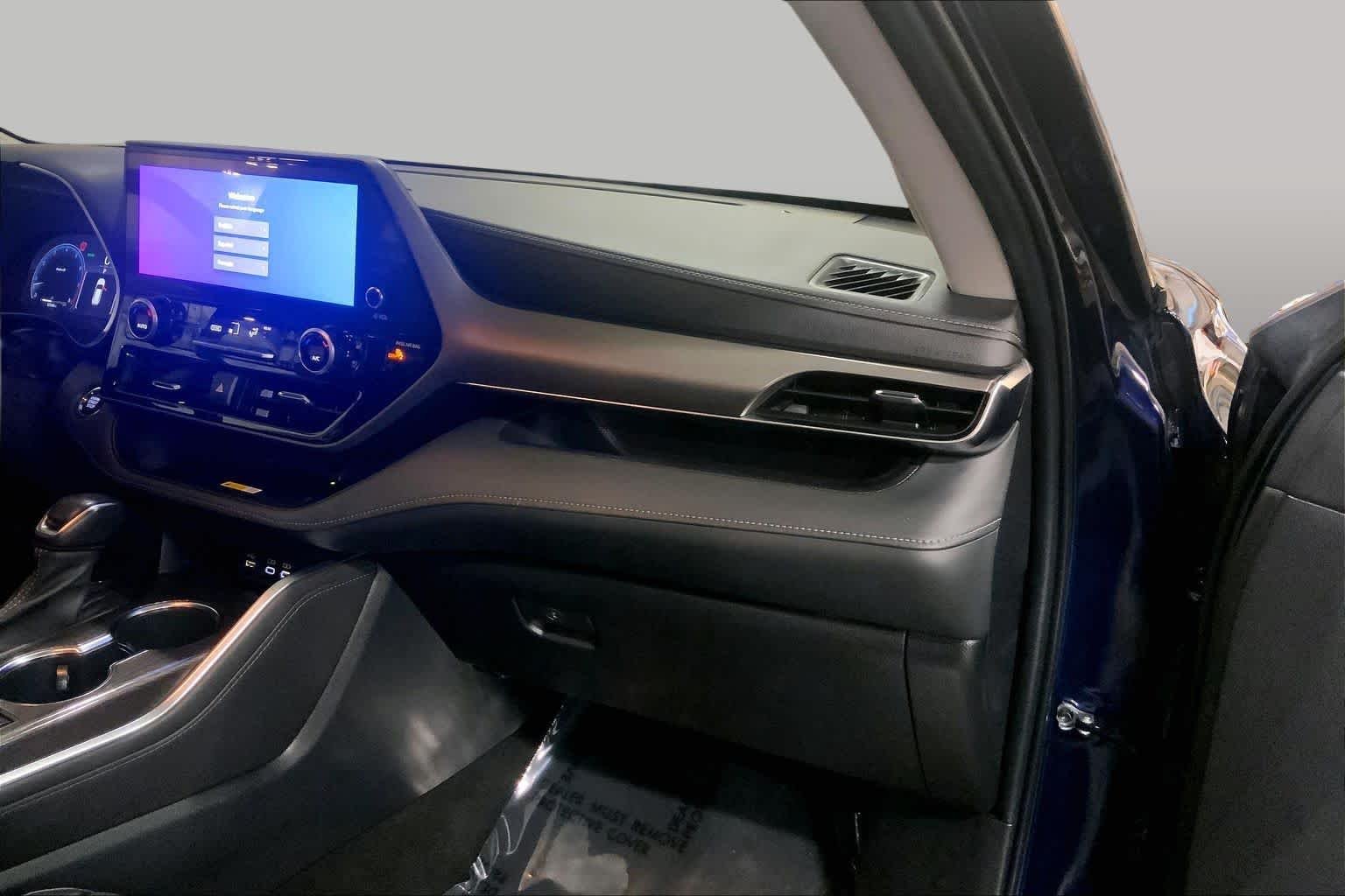 Used 2023 Blueprint Toyota Limited image 19
