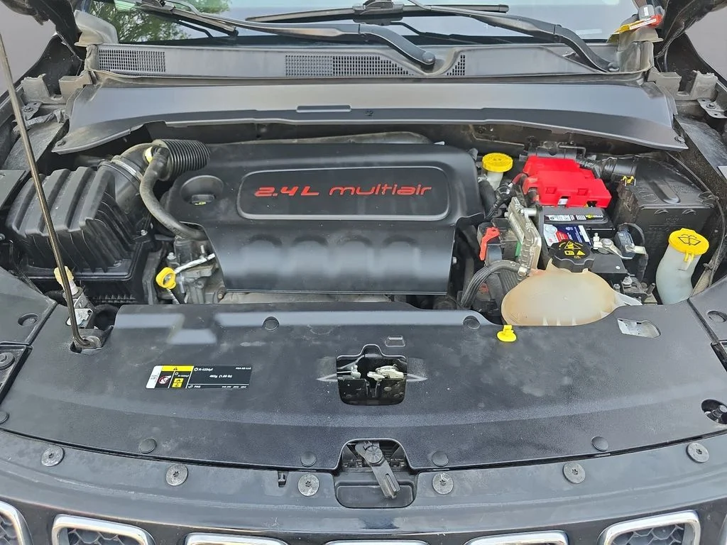Used 2020 Black Jeep Limited image 28