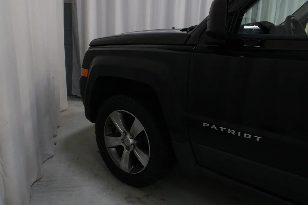 Used 2016 Black Jeep High Altitude image 28