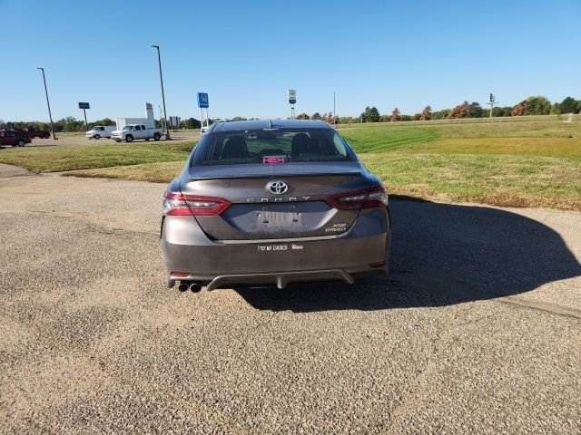 2024 Toyota Camry Hybrid XSE photo 2