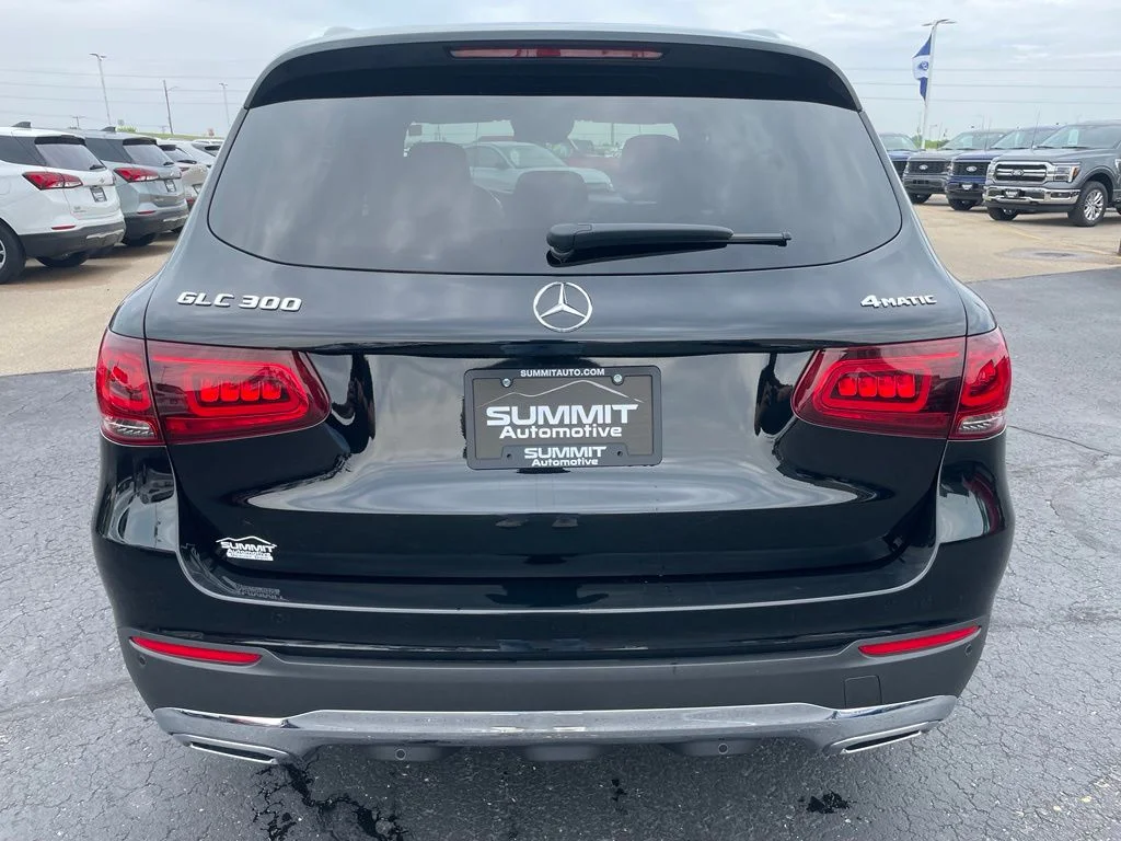 Used 2022 Black Mercedes-Benz GLC 300 image 30