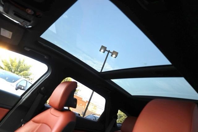 Used 2023 Gray Kia SX image 5