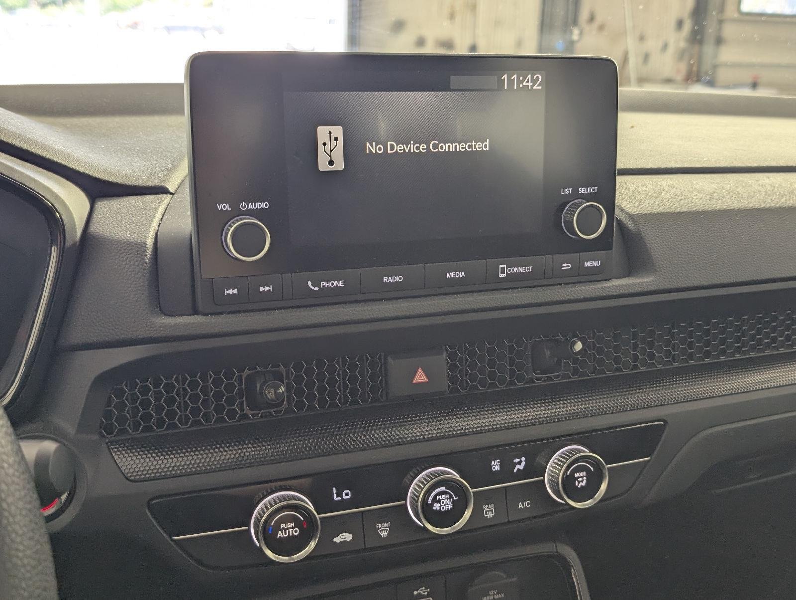 2024 Honda CR-V LX - Photo 19