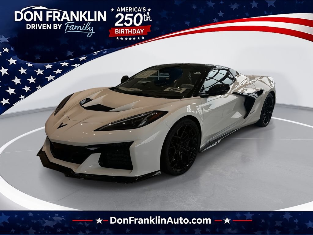 Used 2025 White Chevrolet ZR1 image 1