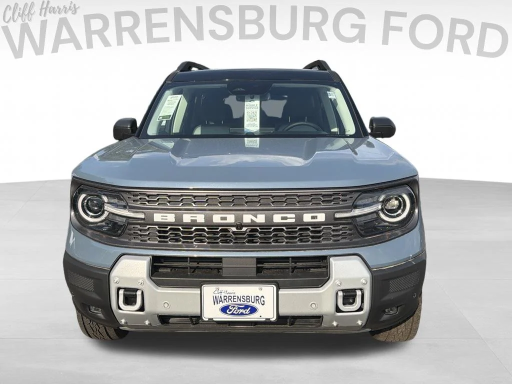 New 2026 Azure Gray Metallic Tri-Coat Ford Badlands® image 2