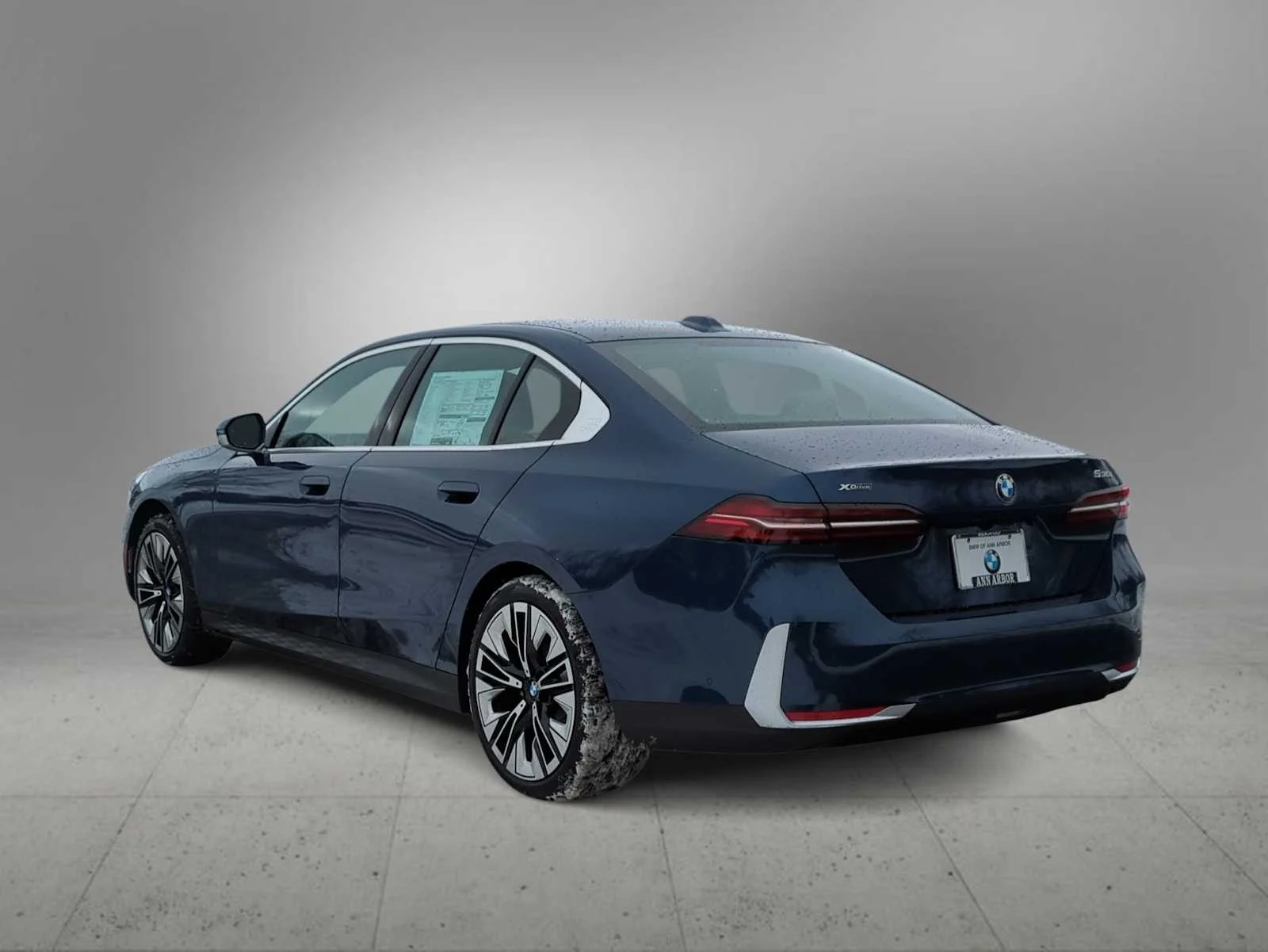 New 2026 Phytonic Blue Metallic BMW 530i xDrive image 6