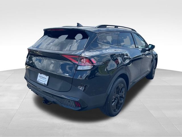 Used 2025 Black Kia X-Line image 5