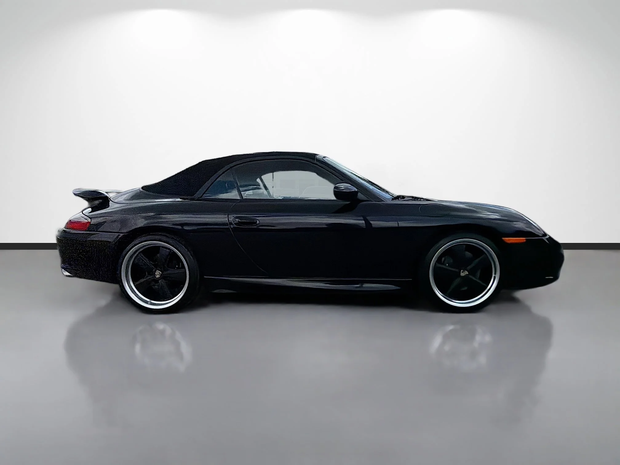 Used 2002 Black Porsche Carrera image 6