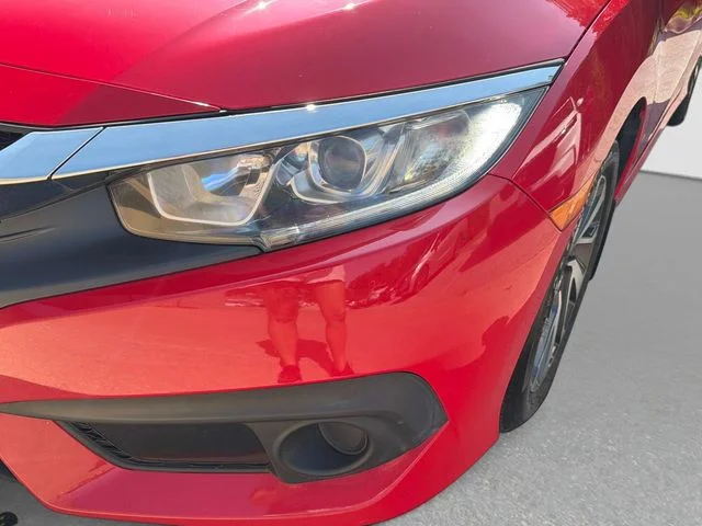 Used 2018 Red Honda EX image 12
