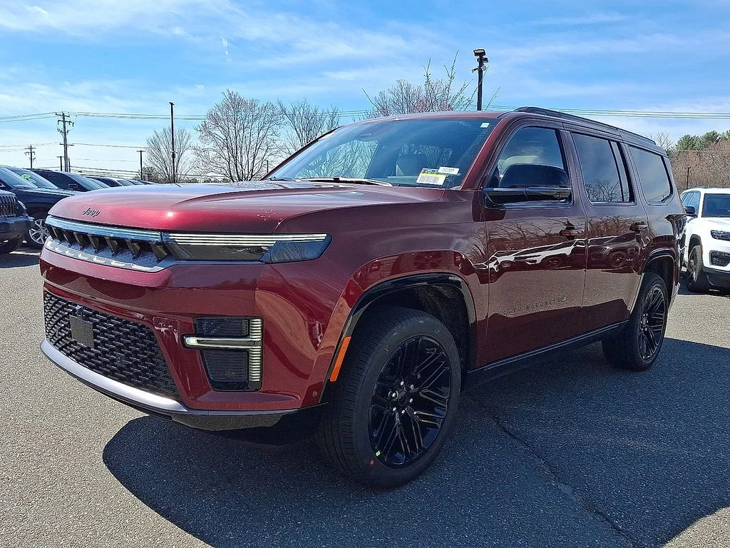 New 2026 Velvet Red Pearl-Coat Exterior Paint Jeep Limited Reserve image 2