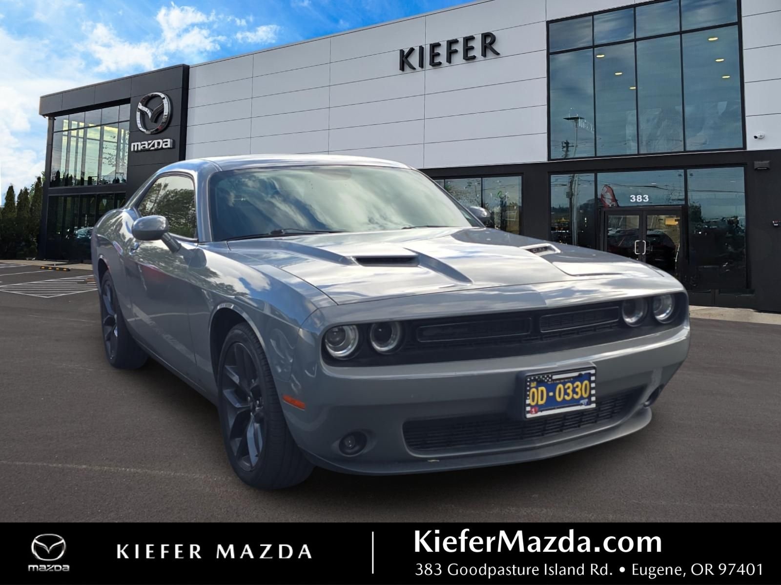2019 Dodge Challenger SXT Auto's photo