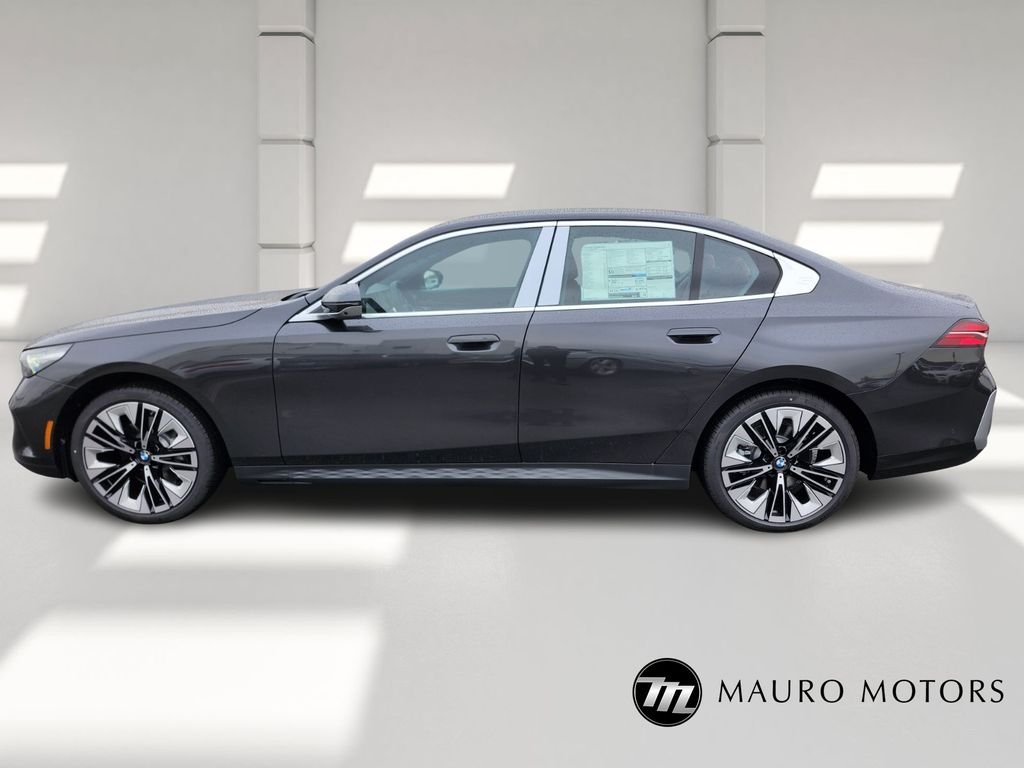 Used 2026 Gray BMW 530i xDrive image 6