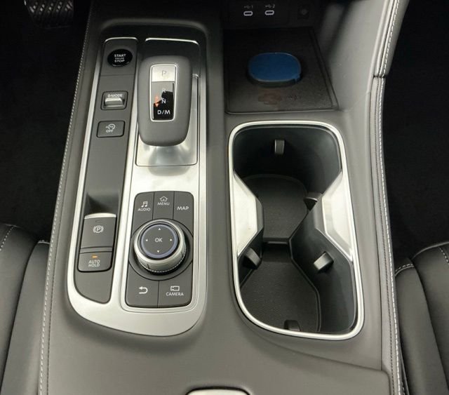 Certified Used 2027 White INFINITI LUXE image 20