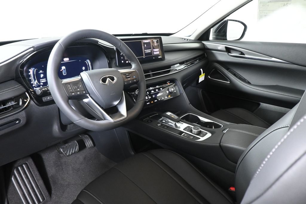 New 2027 GRAPHITE SHADOW INFINITI Luxe AWD image 15