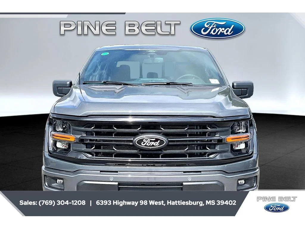 New 2026 Carbonized Gray Metallic Ford XLT image 3