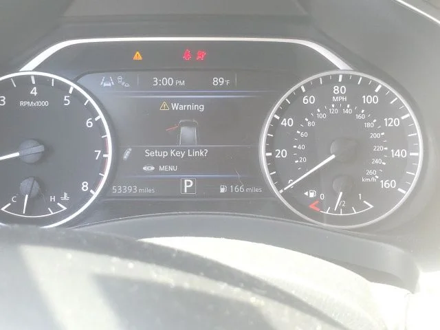 Used 2022 Gray Nissan Platinum image 13